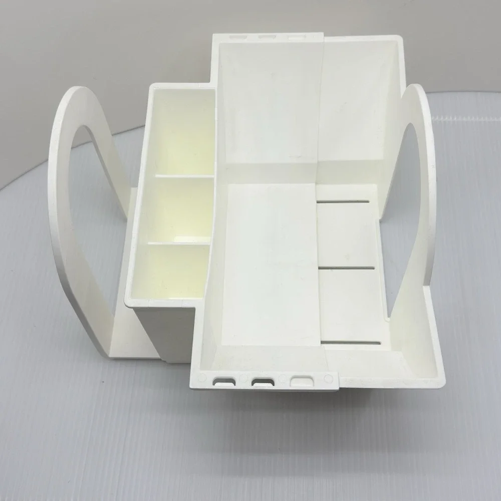 Pampered Chef Adjustable Plate Caddy #2831 Picnic Camping Outdoor Plate Utensil